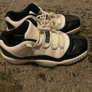 Jordan retro 11 low iridescent GS 7Y